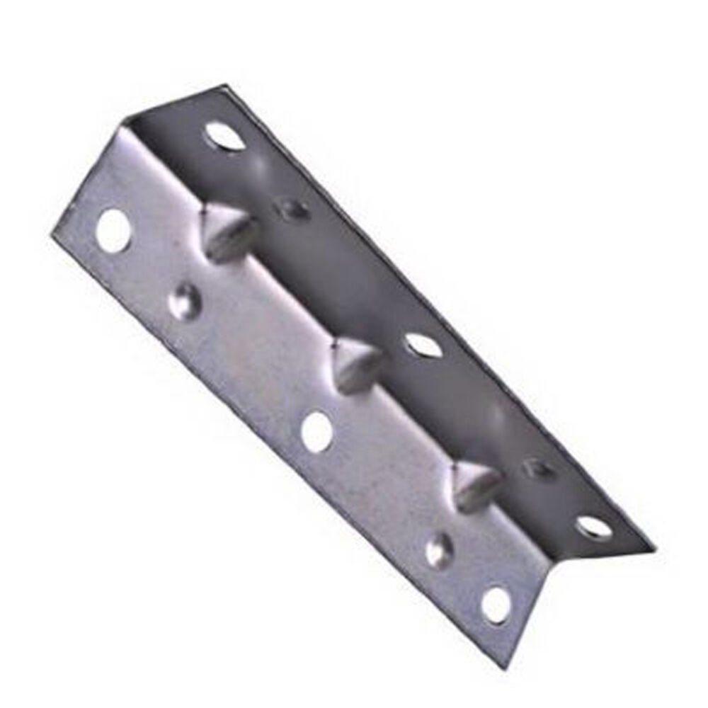 image of Wide Inside Corner Braces 3-1/2 By 3/4 By 0.04 Inch Zinc Plated Steel 4 Pack