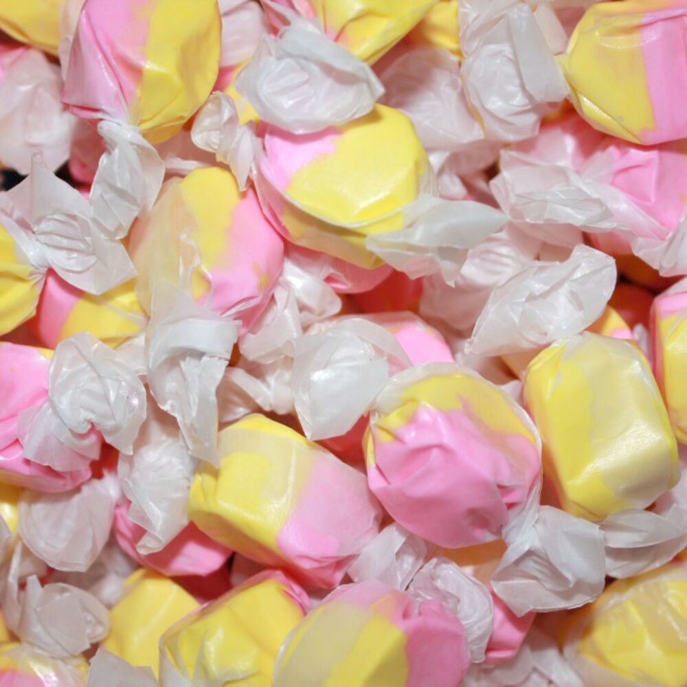 image of Strawberry Banana Taffy, 23.5 oz