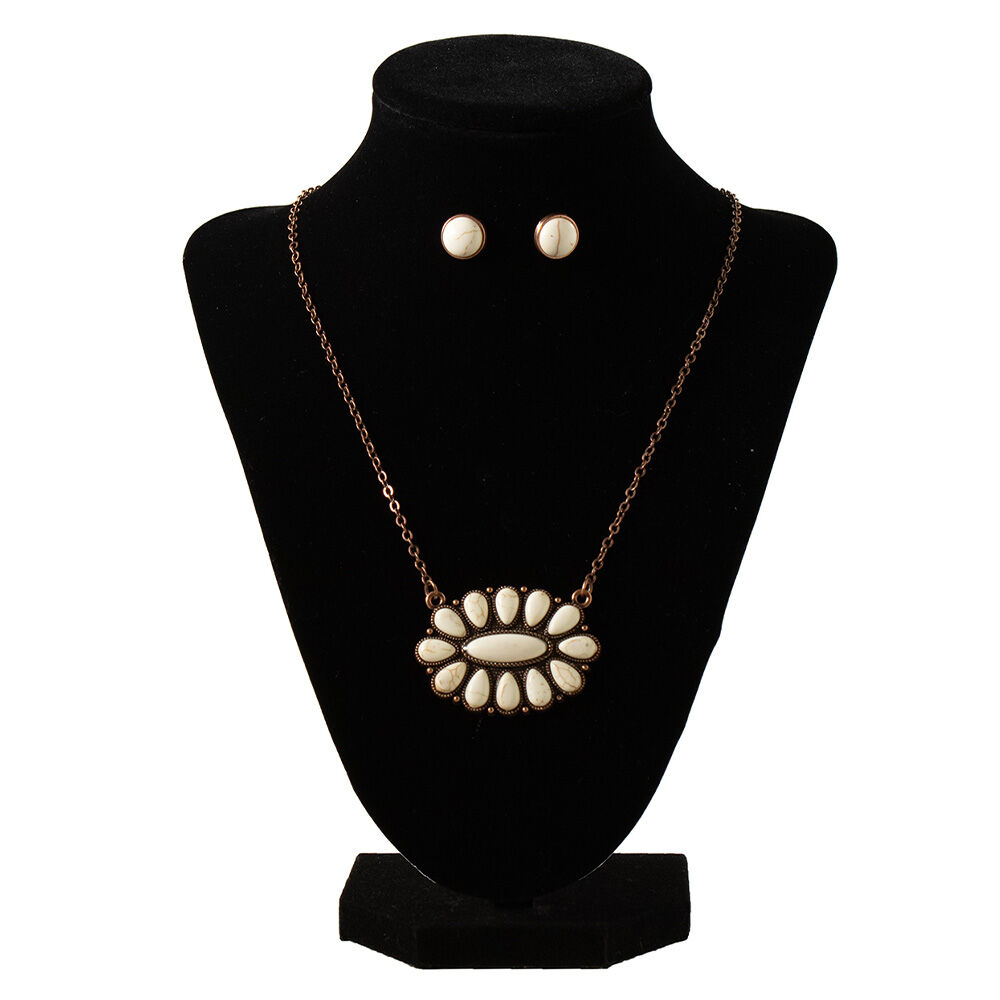image of Women's Scalloped Oval Jewelry Set