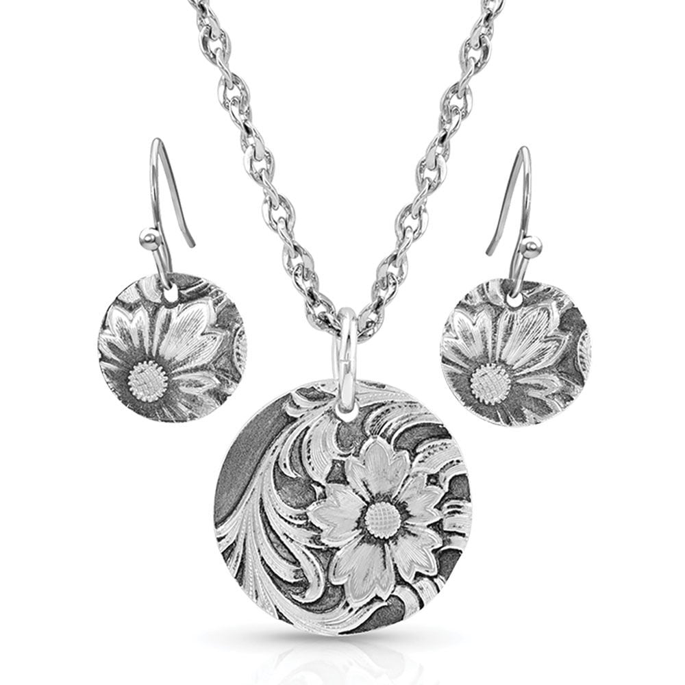 image of Art of the Buckle Jewelry Set